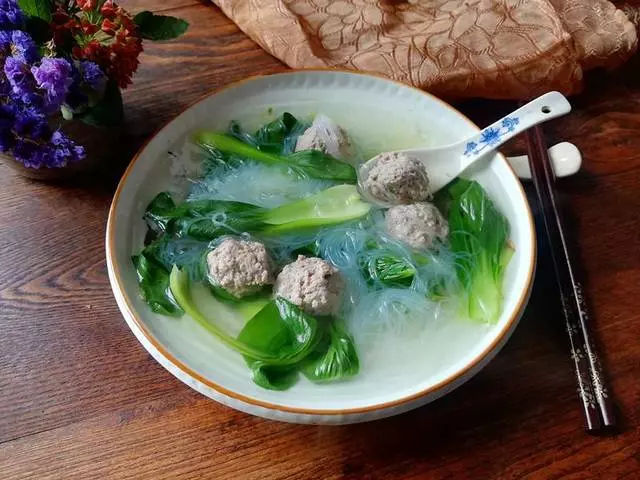 做碗這個湯,開胃助消化,簡單又好做,清淡還補鈣