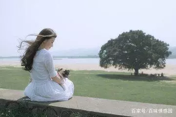 結婚多年卻一直不孕,下班聽到婆婆和小姑子話,我改了銀行卡密碼