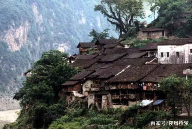 老公給爺爺買大衣,爺爺穿了回來不高興,看到小姑朋友圈我才明白