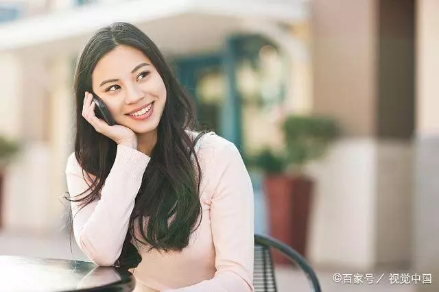 老公外面有人和她離婚,她奮發圖強變女老總,來面試的人讓她好笑