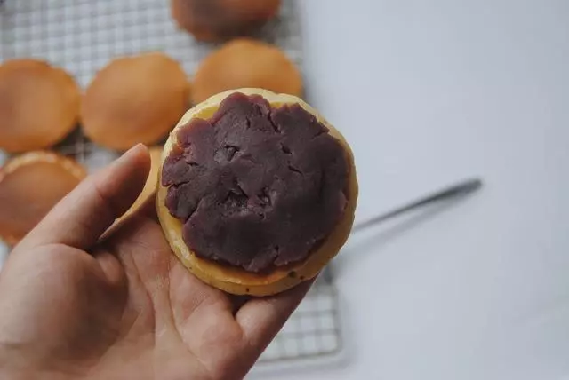 烙個小餅夾個餡,原來哆啦A夢摯愛的銅鑼燒這麼簡單