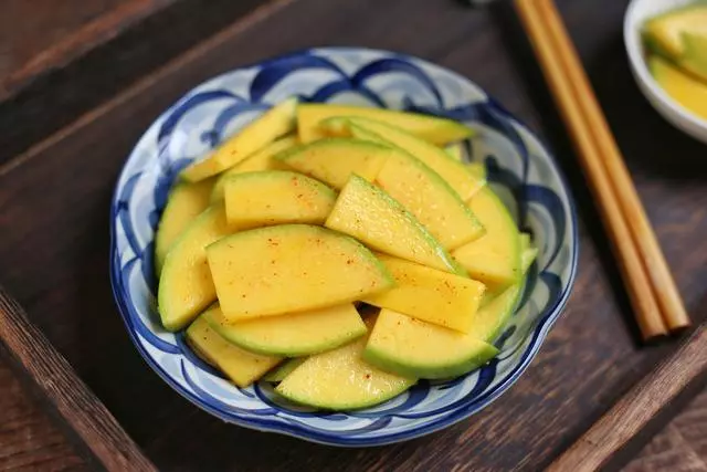 芒果的這種吃法,90%的北方人沒試過,但嘗過的都忘不掉!