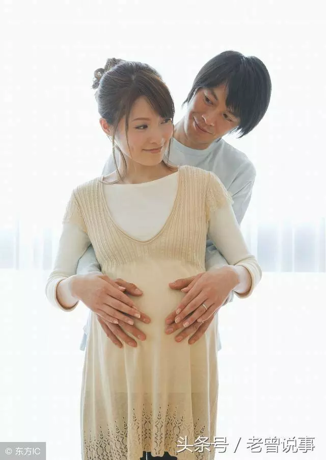 丈夫工地摔瘸腿,妻子離婚出走,沒想到2天後收到丈夫的新婚請柬