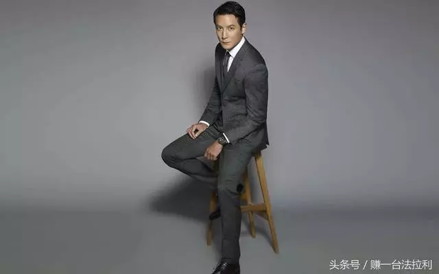 16歲開上保時捷,經成龍引薦成為一代巨星,視車如命!