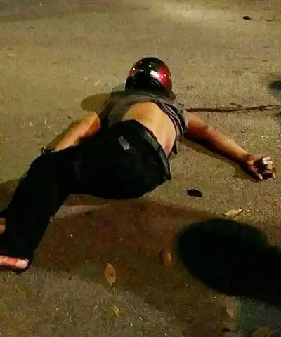 恐怖車禍!摩哆轎車十字路口碰撞 兩摩哆騎士當場斃命