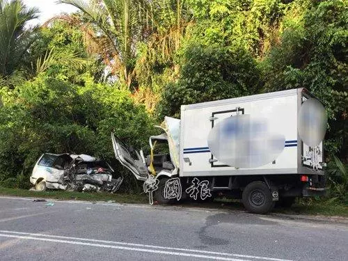 ◤打巴車禍9死◢ 8女死者皆祖母級 ,想不到他們是要去做... R.I.P