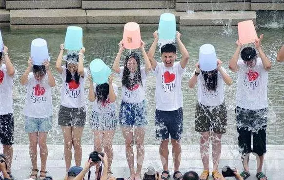 8個冷知識:歌手是如何記住那麼多歌詞的?