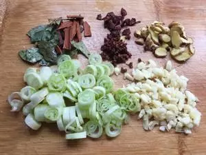 紅燒牛肉這樣做才好吃!其實很簡單,幾步就能做出美味的紅燒牛肉
