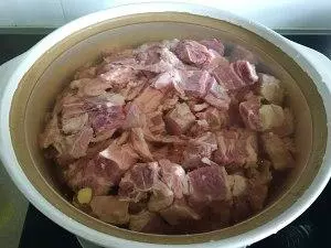 紅燒牛肉這樣做才好吃!其實很簡單,幾步就能做出美味的紅燒牛肉