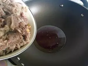 紅燒牛肉這樣做才好吃!其實很簡單,幾步就能做出美味的紅燒牛肉