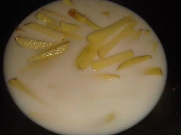 自家做薯條時加上這個步驟,比KFC還好吃,孩子一口氣吃一盤