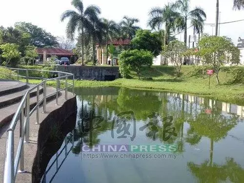 華裔父上廁所片刻 1歲半兒溺死水池 RIP!