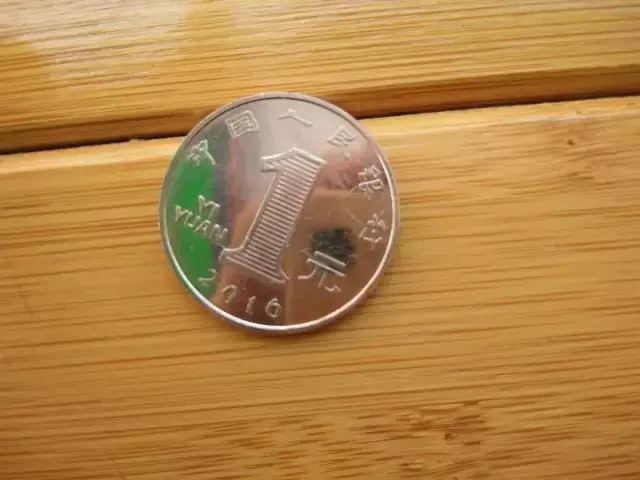 記得隨身帶兩塊硬幣,關鍵時刻它能幫你大忙