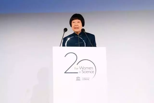 今天,我們不說年齡,只談青春