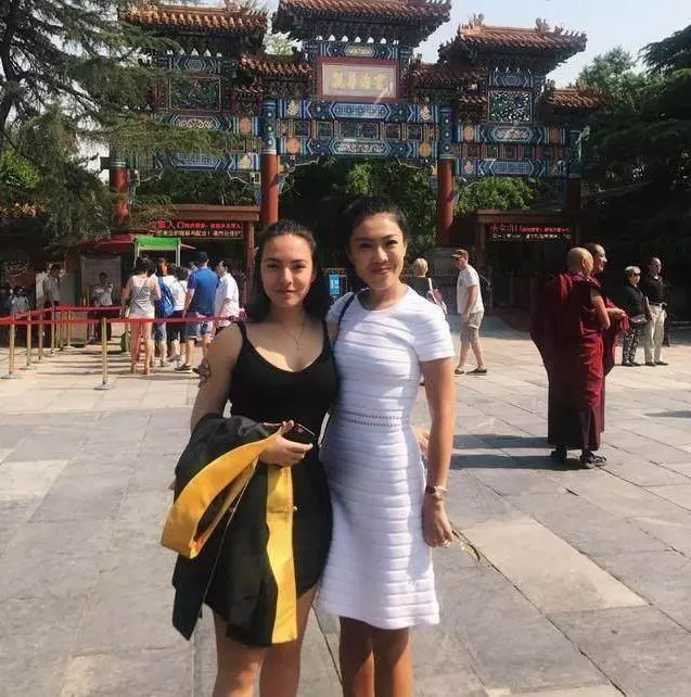 明星的混血女兒:洪金寶和鍾麗緹的很漂亮,而他的竟然是5國混血!
