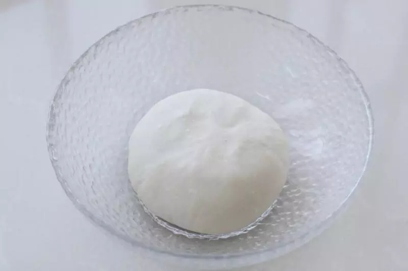 北方人就愛這個面,用手扯一扯再潑上熱油,每次都得吃上一大碗!