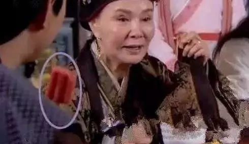 影視劇穿幫鏡頭,看了捧腹大笑,想問導演你有在認真嗎?