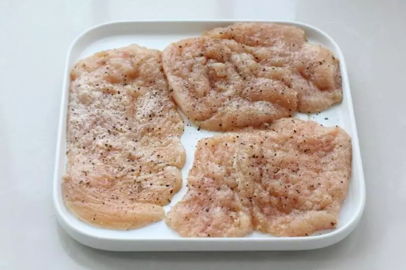 雞排不用油炸,這樣煎一煎,口感清新、肉質鮮嫩,吃多也不怕長肉