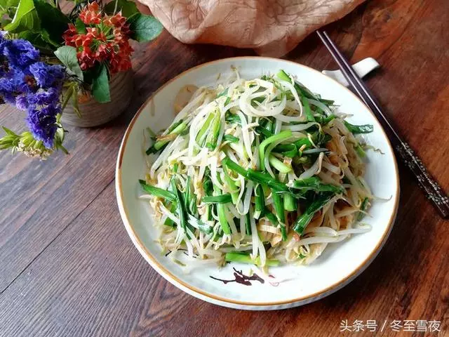 秋天多吃這道菜,簡單炒一炒,清淡健康,清胃腸