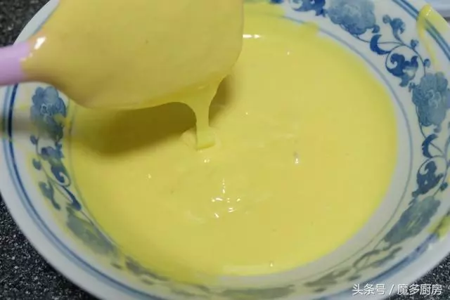這個蛋糕配方好,無油無奶又低糖,新鮮味美又健康,電飯煲就能做