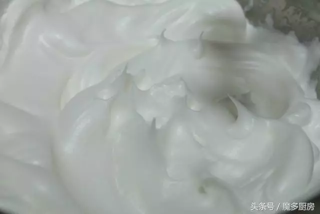 這個蛋糕配方好,無油無奶又低糖,新鮮味美又健康,電飯煲就能做