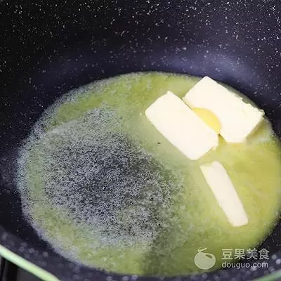 綠豆脫皮有技巧,輕鬆製作綠豆糕