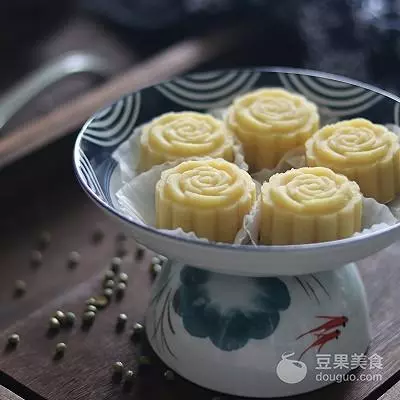 綠豆脫皮有技巧,輕鬆製作綠豆糕