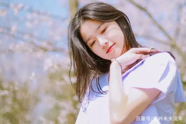 母親去世16年,父親每月進城一次,兒子偷偷跟去,才知父親在騙他