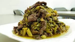 就喜歡這種酸爽,酸菜肉絲的家常做法,用它做菜爽到爆!