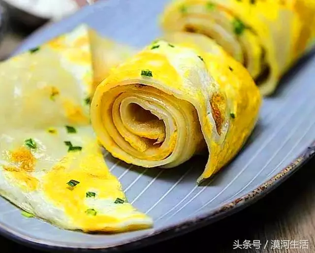 早餐雞蛋餅,不用和面、不會弄髒手就可以吃到香噴噴的營養雞蛋餅