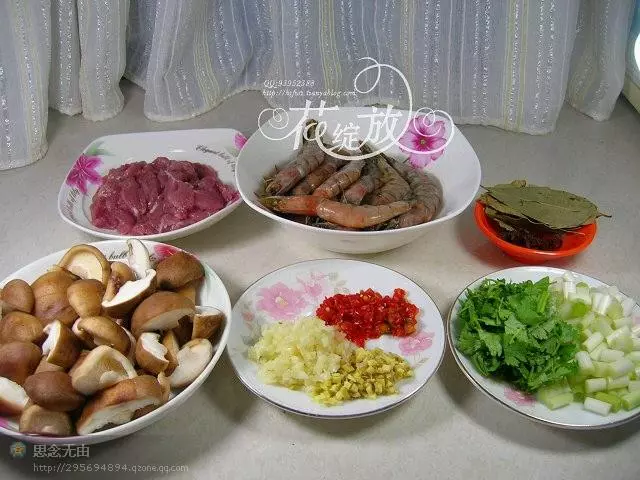 干鍋蝦、紅燒肉、老乾媽醬排骨、啤酒雞翅、紅燒魚、紅燜羊肉等