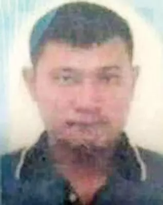 悲劇 ! 維修冷氣疑失足墜下 孝順技工當場斃命 Rip..