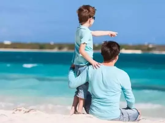 1個好爸爸=2000個老師,當爹的都好好看看!
