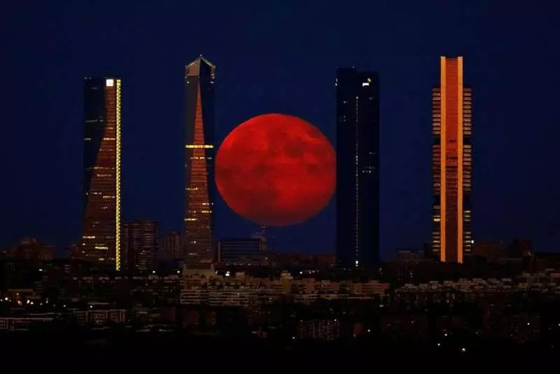台灣也有! 32個「外星人看到也會大吃驚」的科幻感超強建築