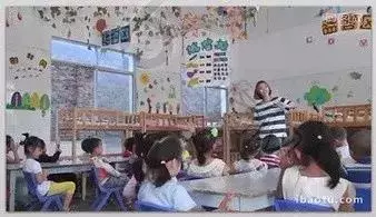 為什麼幼兒園經常換老師呢!背後的苦有誰知?