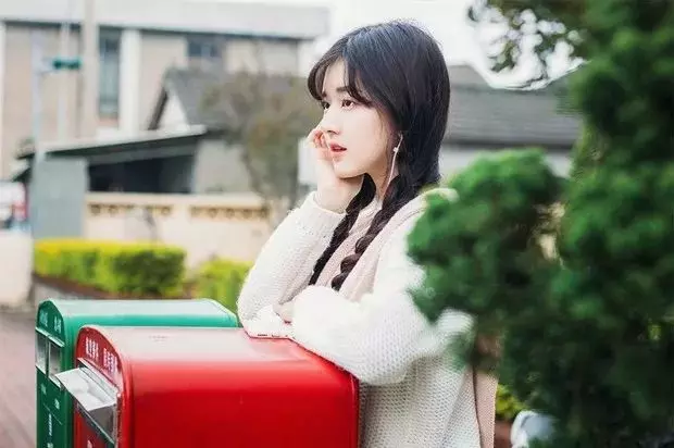 女人有錢和沒錢,十年後的區別