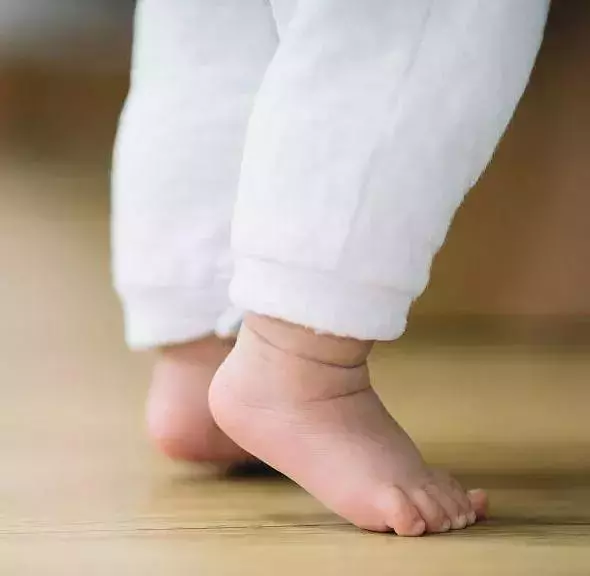 多踮腳,扶陽氣;每天多次,補腎固陽