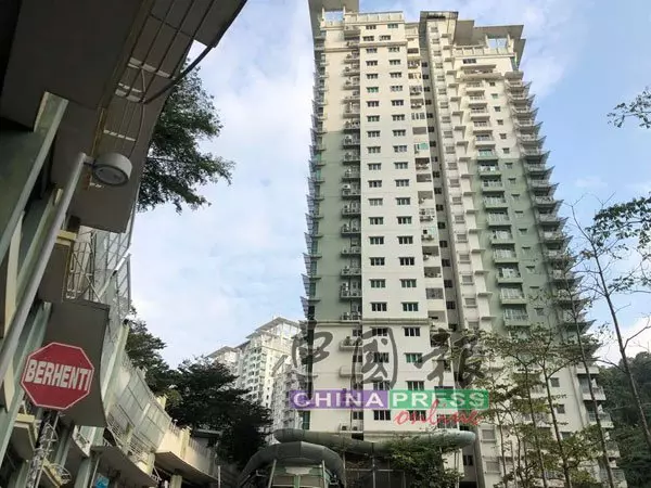 雪州白沙羅柏蘭嶺大都會廣場公寓,男子23樓陽台躍下身亡! - 愛上世界分享愛 | FUN01 創作分享