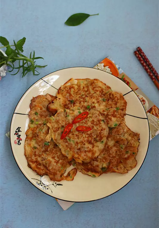 用它配雞蛋,煎一煎快速出鍋,咸香開胃,餸飯拌粥吃不膩