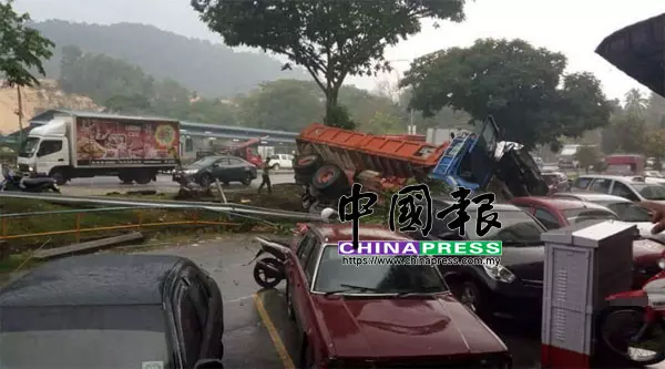 疑煞車器失靈 羅厘險壓斃轎車司機