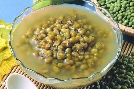 「健康」愛喝綠豆湯的要小心了!這種喝法傷身體,趕緊告訴家人