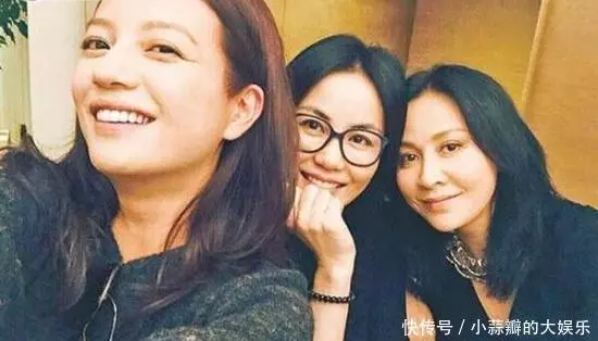 趙薇女兒首曝光,讓人眼前一亮,網友:顏值甩王菲女兒李嫣一條街!