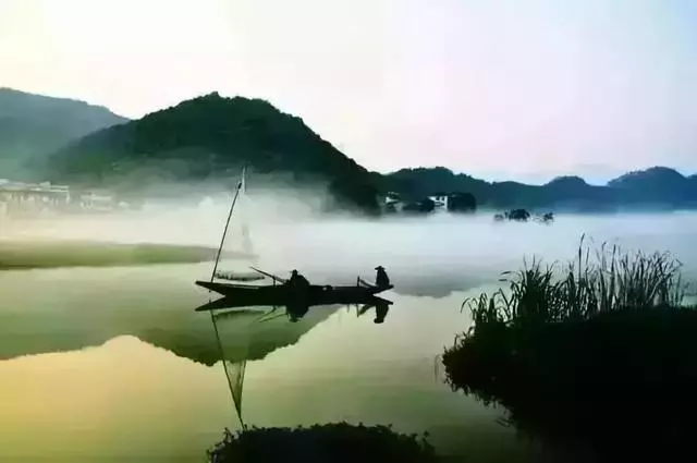 水低為海,人低為王!說得真好