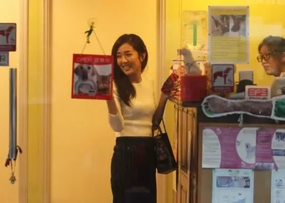 厲害了!常被記者跟拍的37歲TVB花旦素顏都很美,曬照獲15萬個贊!