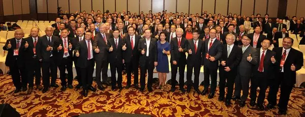 林冠英:豁免服務稅 私立醫院不降費就徵稅