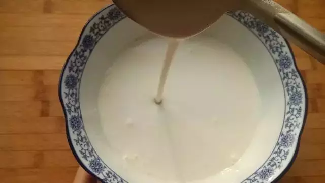 最簡單,最神奇肉餅做法,不揉面,不搟麵,筷子攪一攪,早餐搞定