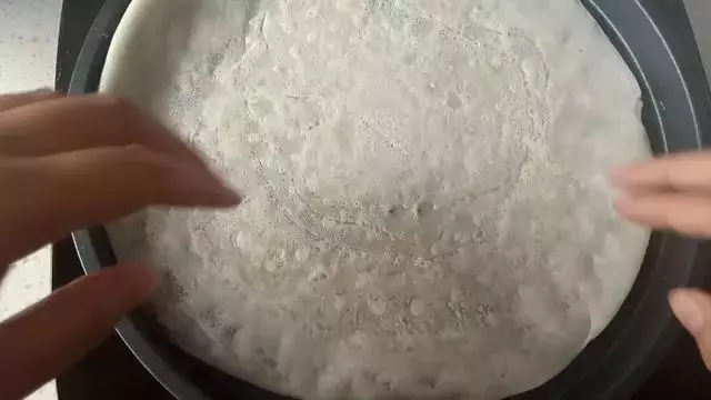 最簡單,最神奇肉餅做法,不揉面,不搟麵,筷子攪一攪,早餐搞定