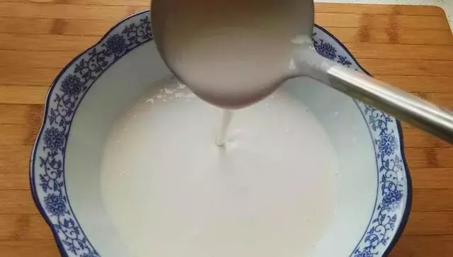 最簡單,最神奇肉餅做法,不揉面,不搟麵,筷子攪一攪,早餐搞定