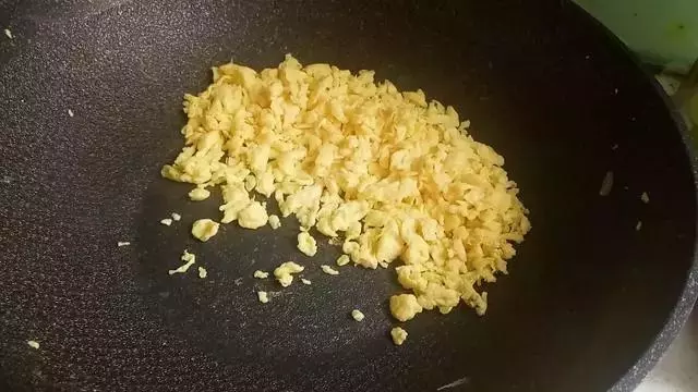 最簡單,最神奇肉餅做法,不揉面,不搟麵,筷子攪一攪,早餐搞定