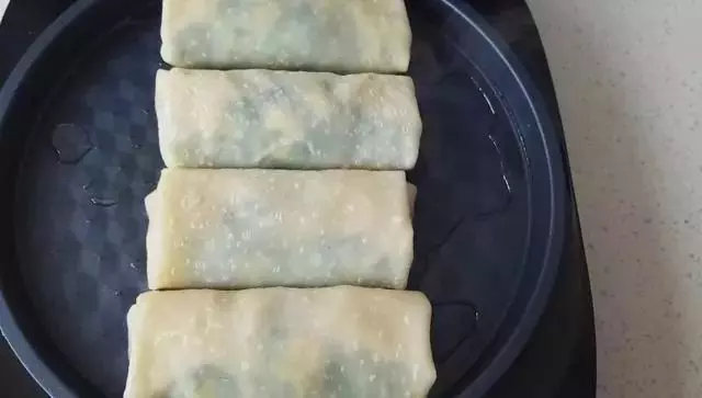 最簡單,最神奇肉餅做法,不揉面,不搟麵,筷子攪一攪,早餐搞定